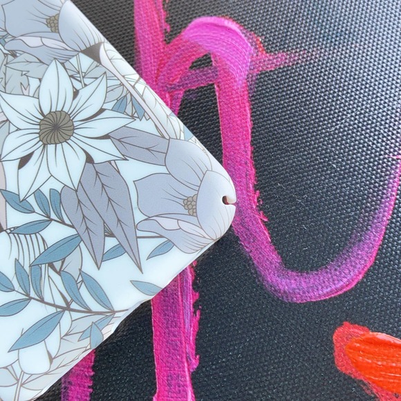 iPhone XS Max Case Gray Floral Cover - Picture 2 of 3